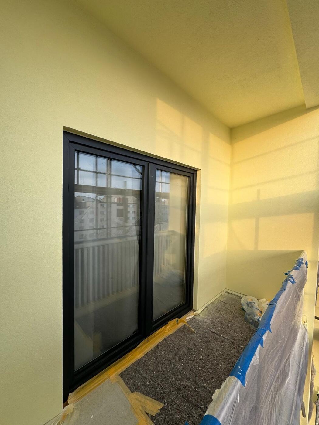 System Inside — Loggia und Balkonnische